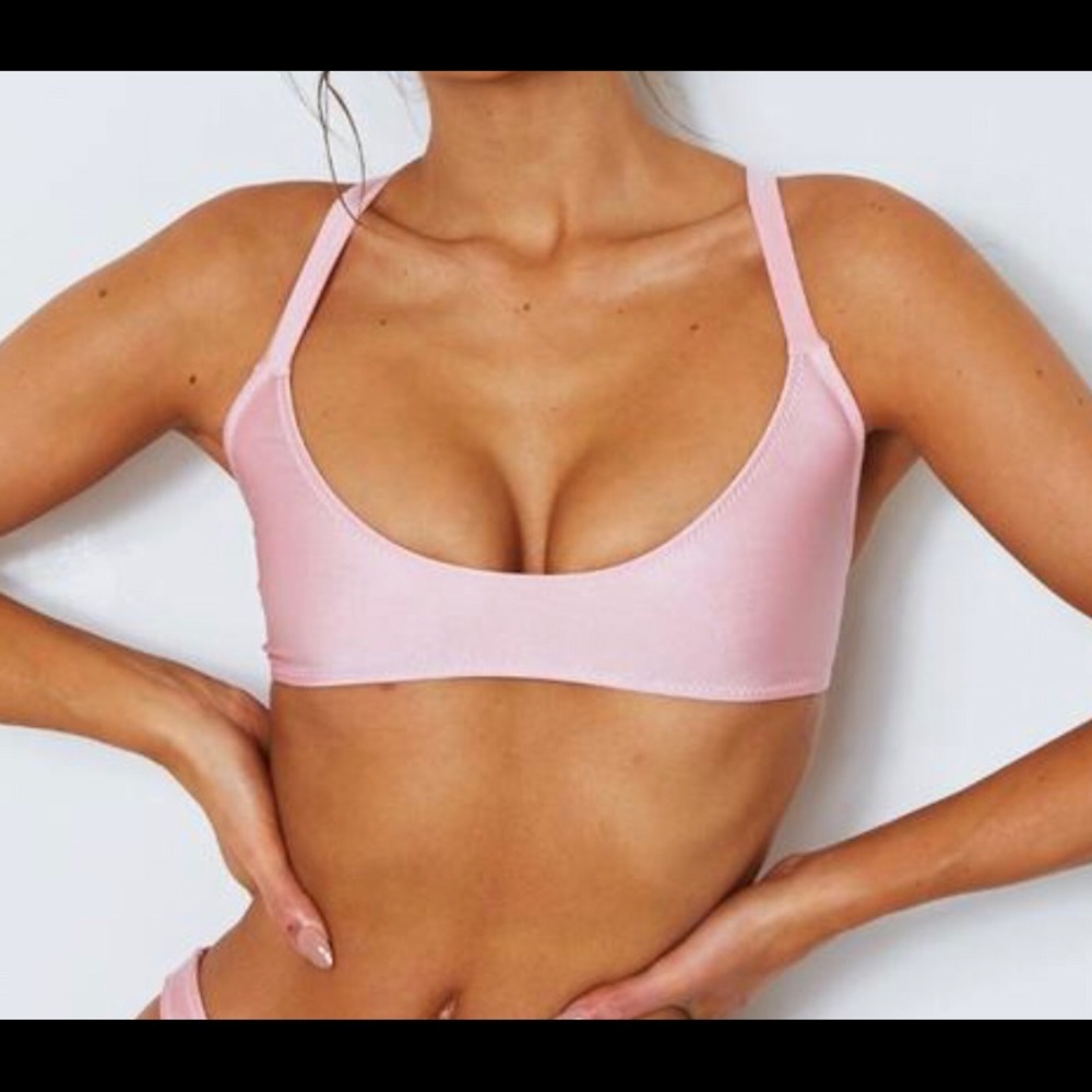 ❗️SOLD ❗️Isla bikini top fairy floss